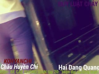 في سن المراهقة شاب امرأة pham vu linh ngoc خجول التبول hai dang quang مدرسة chau huyen chi strumpet